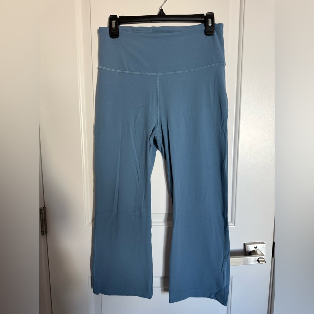 Lululemon Blue Cropped Leggings